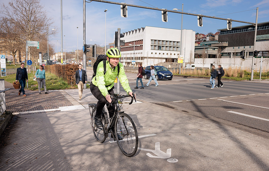 Unterwegs in Stuttgart Verkehrsteilnehmer in Stuttgart